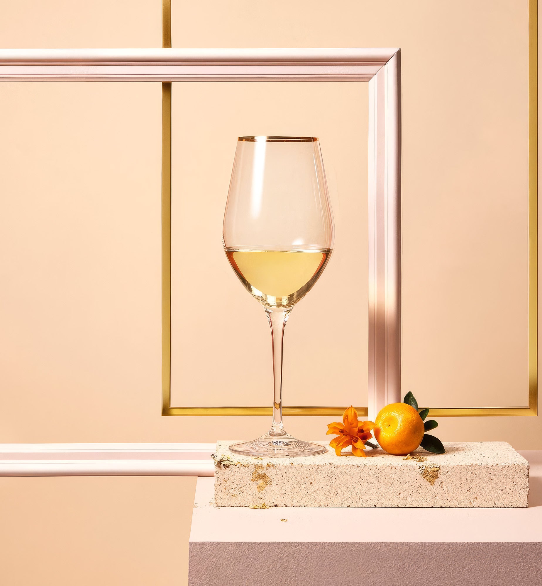 Wine glasses with gold band Splendour
