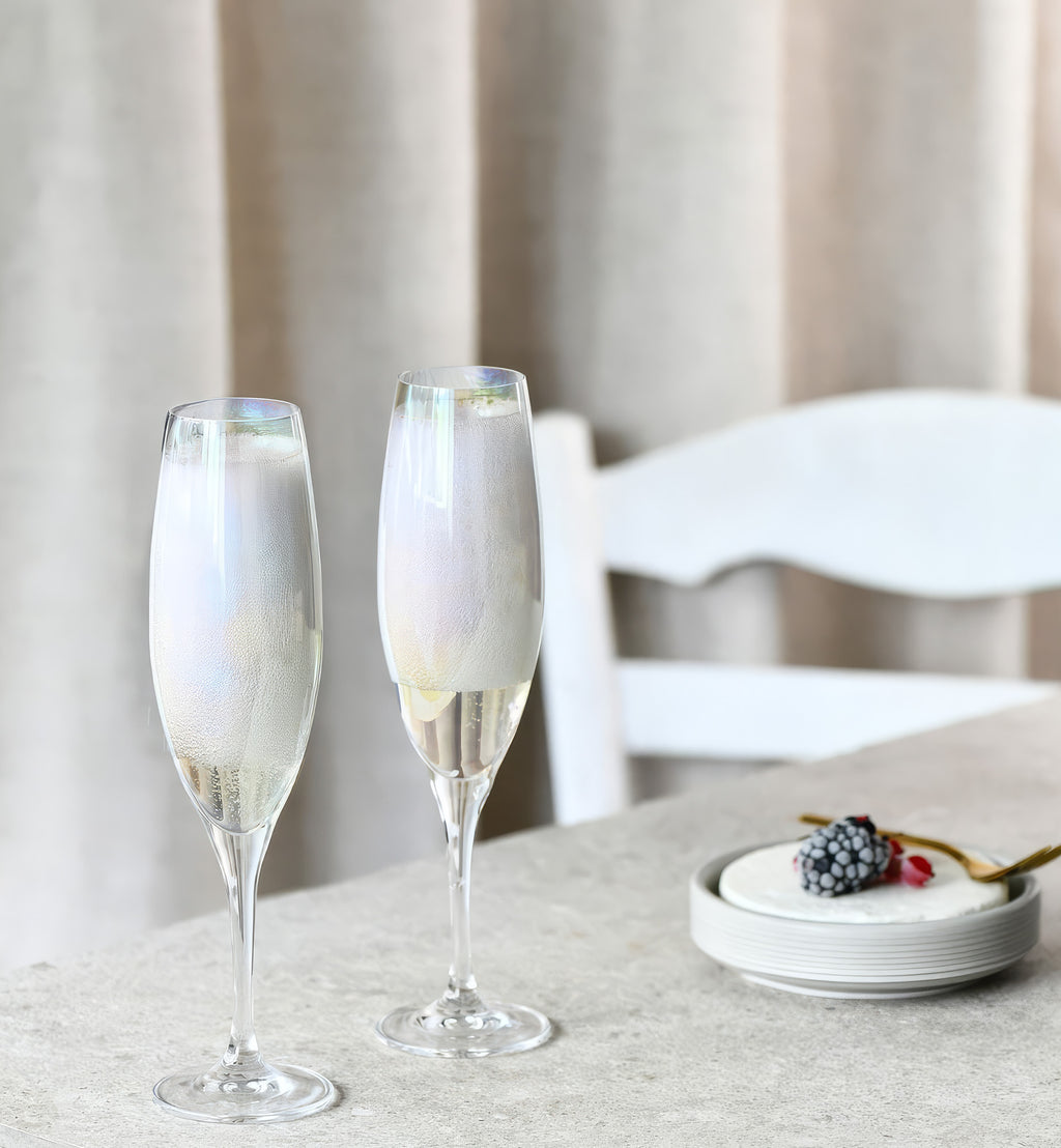Iridescent champagne flutes