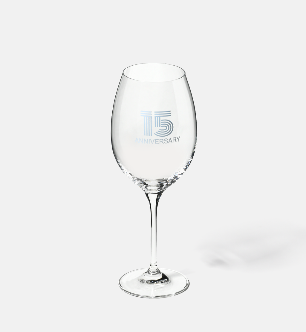 Zdobiony kieliszek do wina z napisem 15 ANNIVERSARY, 15 ROCZNICA 480 ml