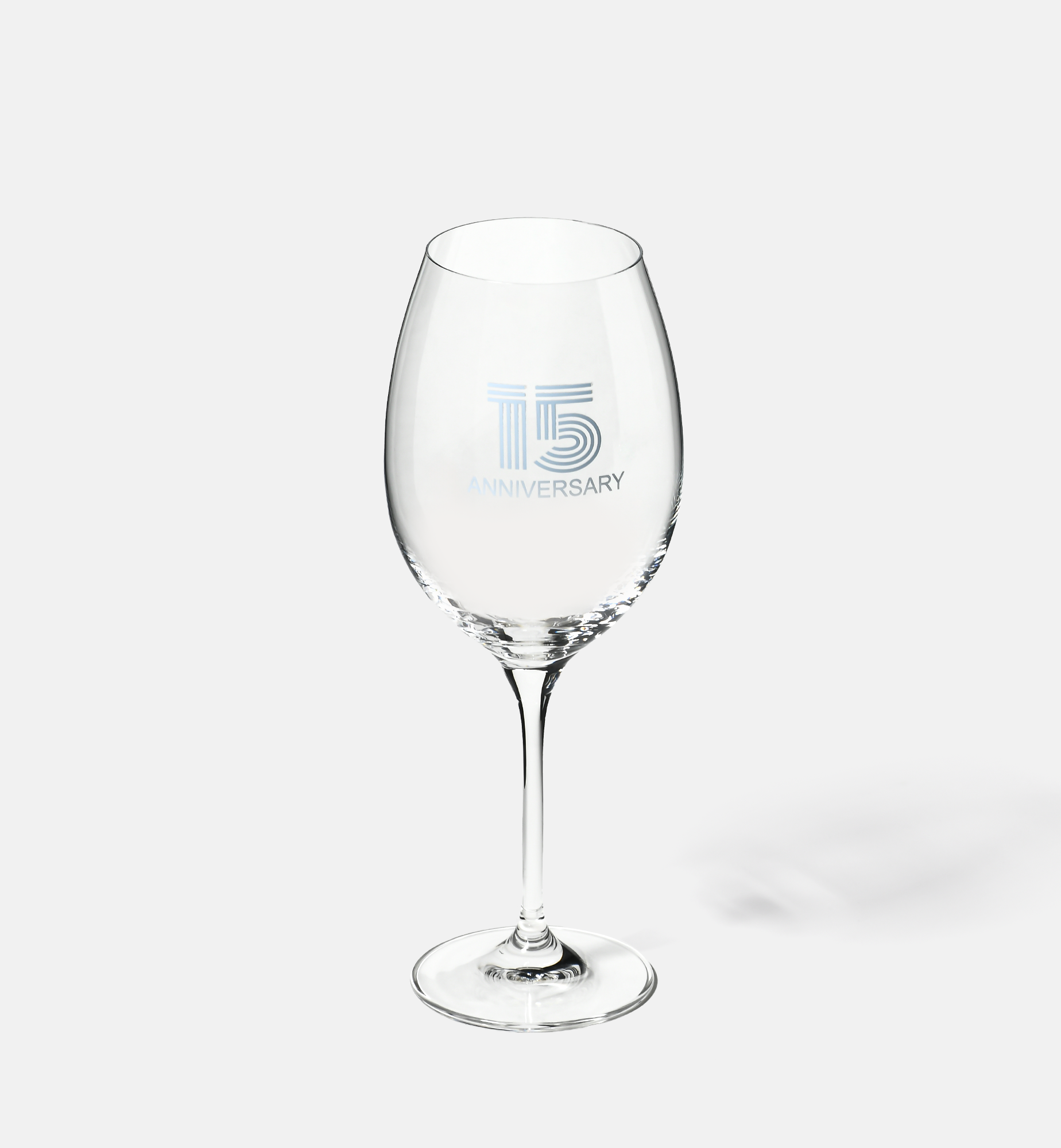Zdobiony kieliszek do wina z napisem 15 ANNIVERSARY, 15 ROCZNICA 480 ml