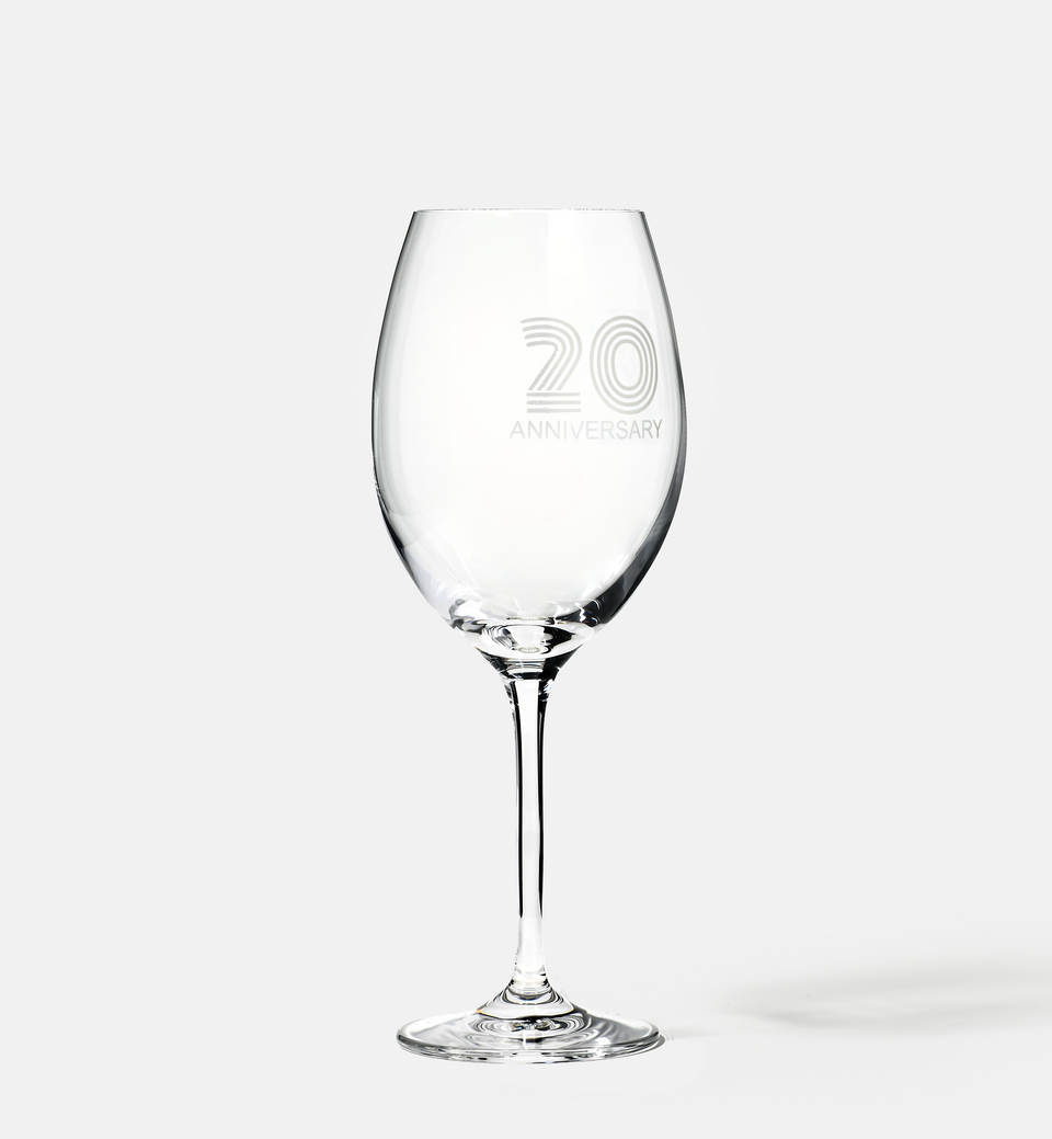 Zdobiony kieliszek do wina z napisem 20 ANNIVERSARY, 20 ROCZNICA 480 ml