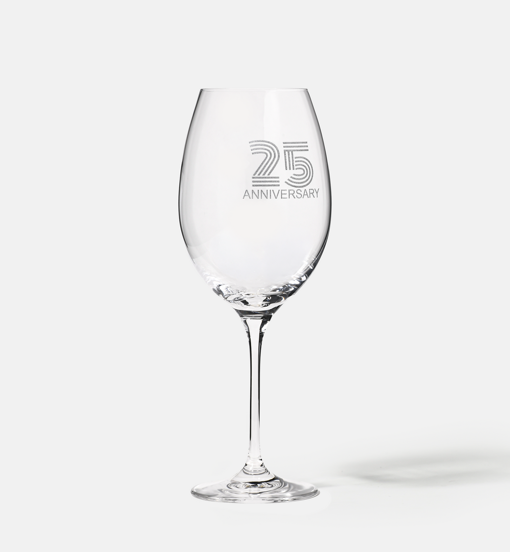 Zdobiony kieliszek do wina z napisem 25 ANNIVERSARY, 25 ROCZNICA 480 ml