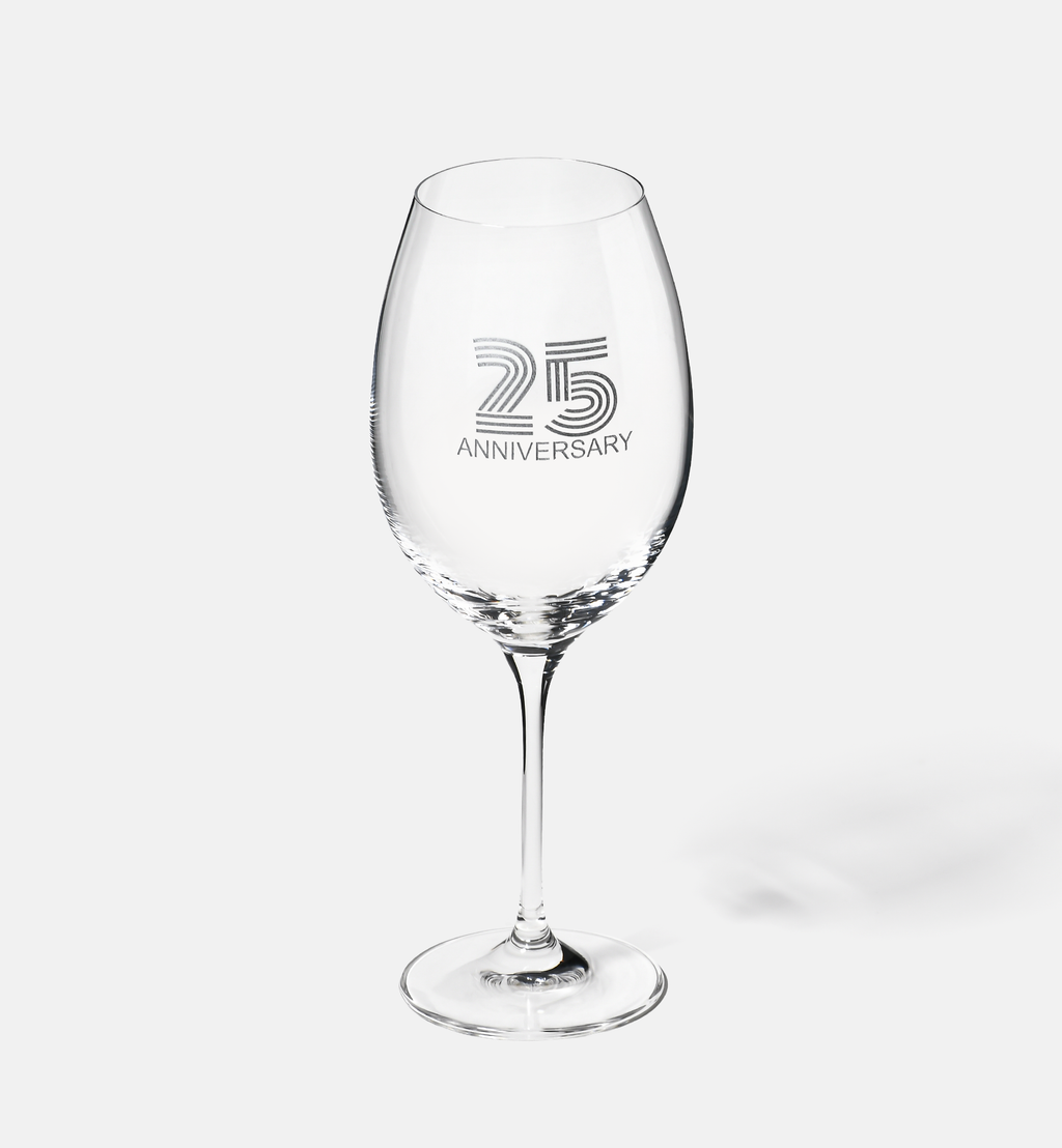 Zdobiony kieliszek do wina z napisem 25 ANNIVERSARY, 25 ROCZNICA 480 ml