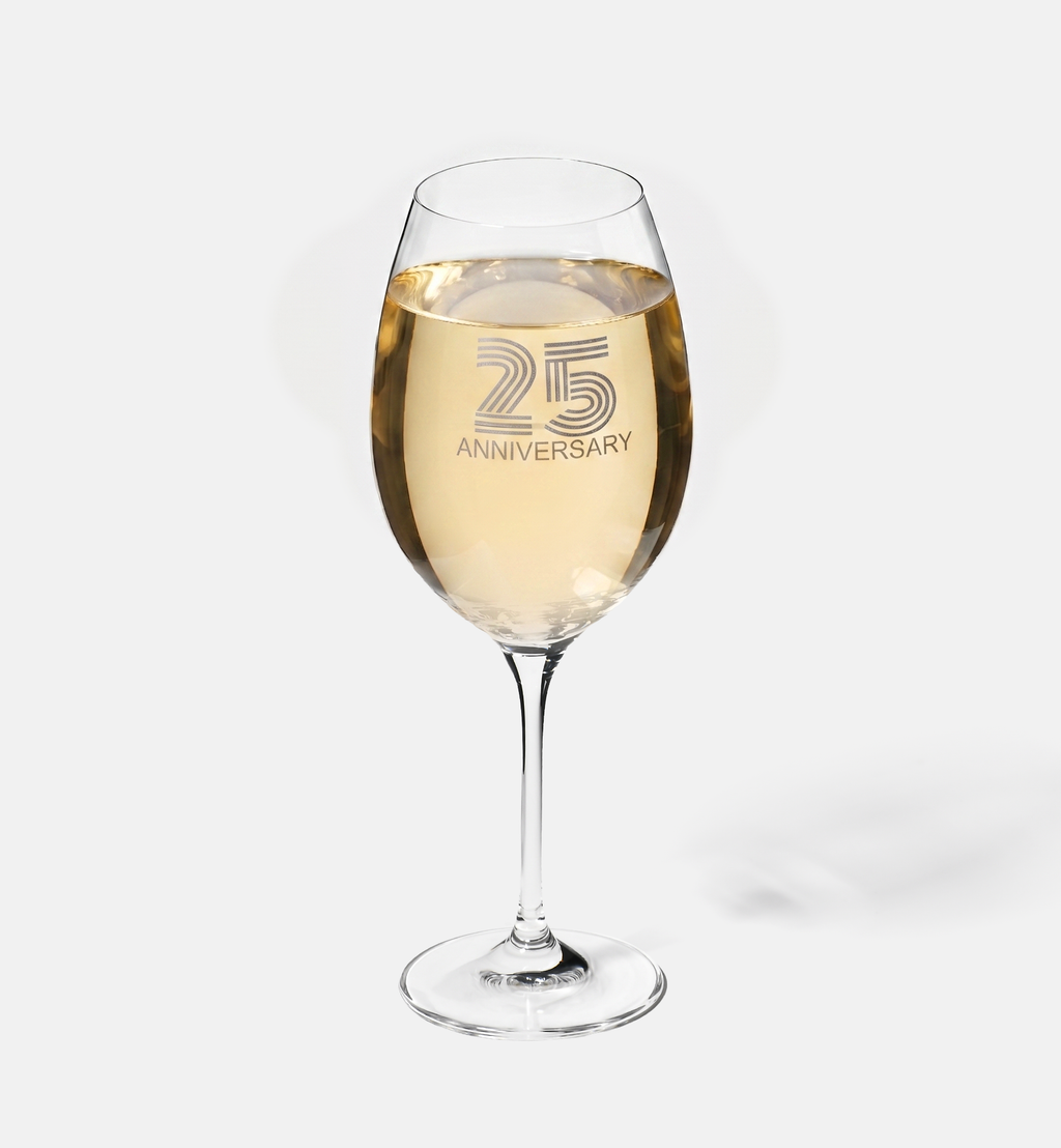Zdobiony kieliszek do wina z napisem 25 ANNIVERSARY, 25 ROCZNICA 480 ml