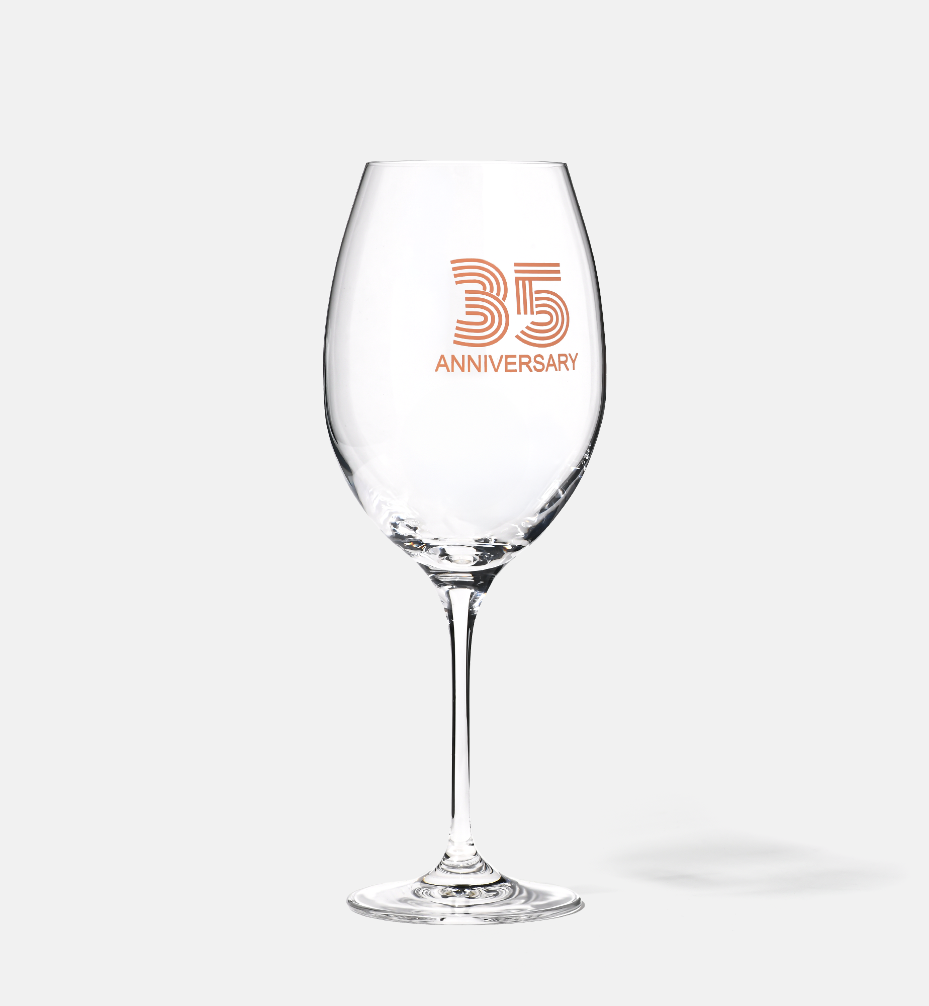 Zdobiony kieliszek do wina z napisem 35 ANNIVERSARY, 35 ROCZNICA 480 ml