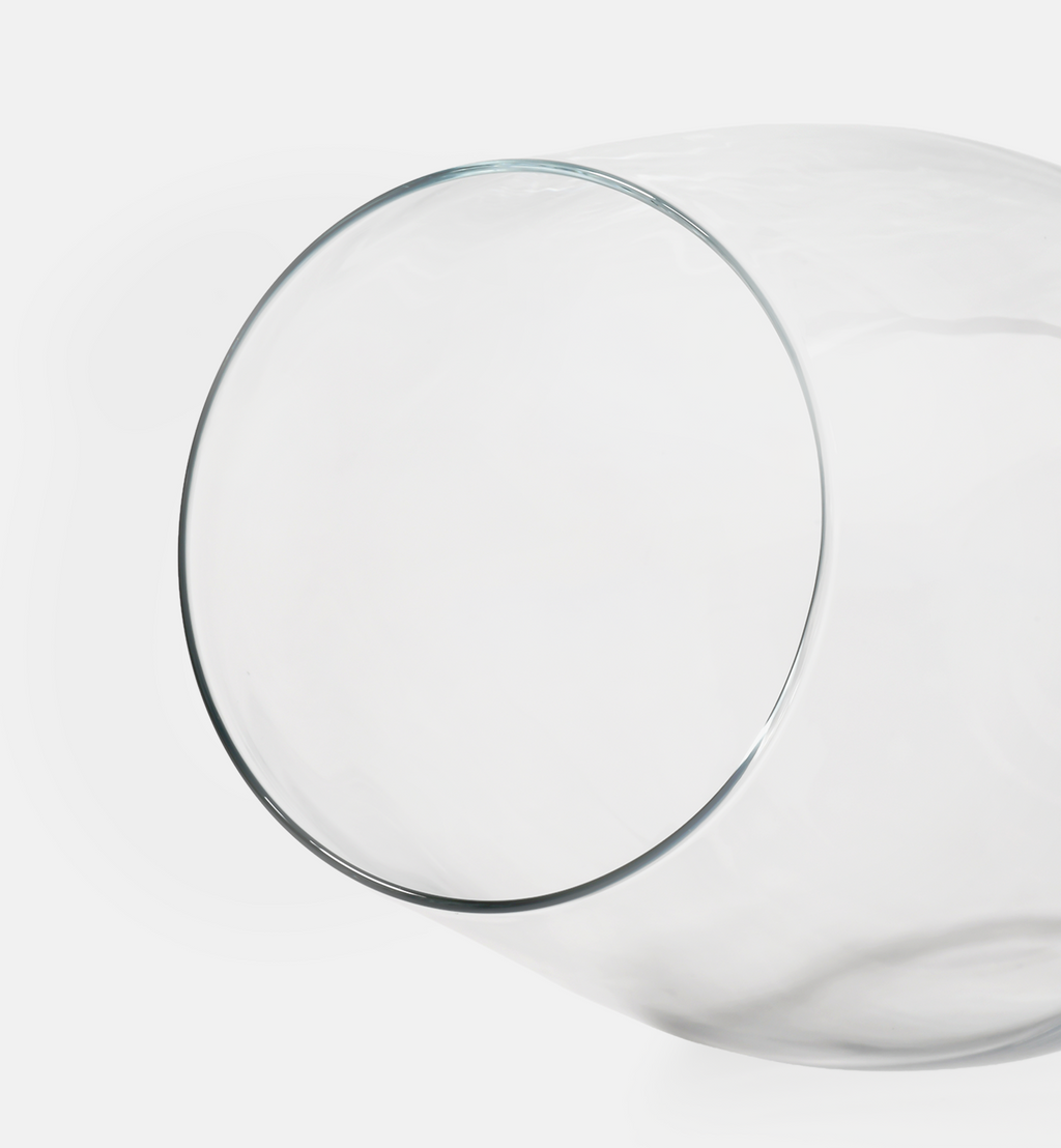 White wine glasses