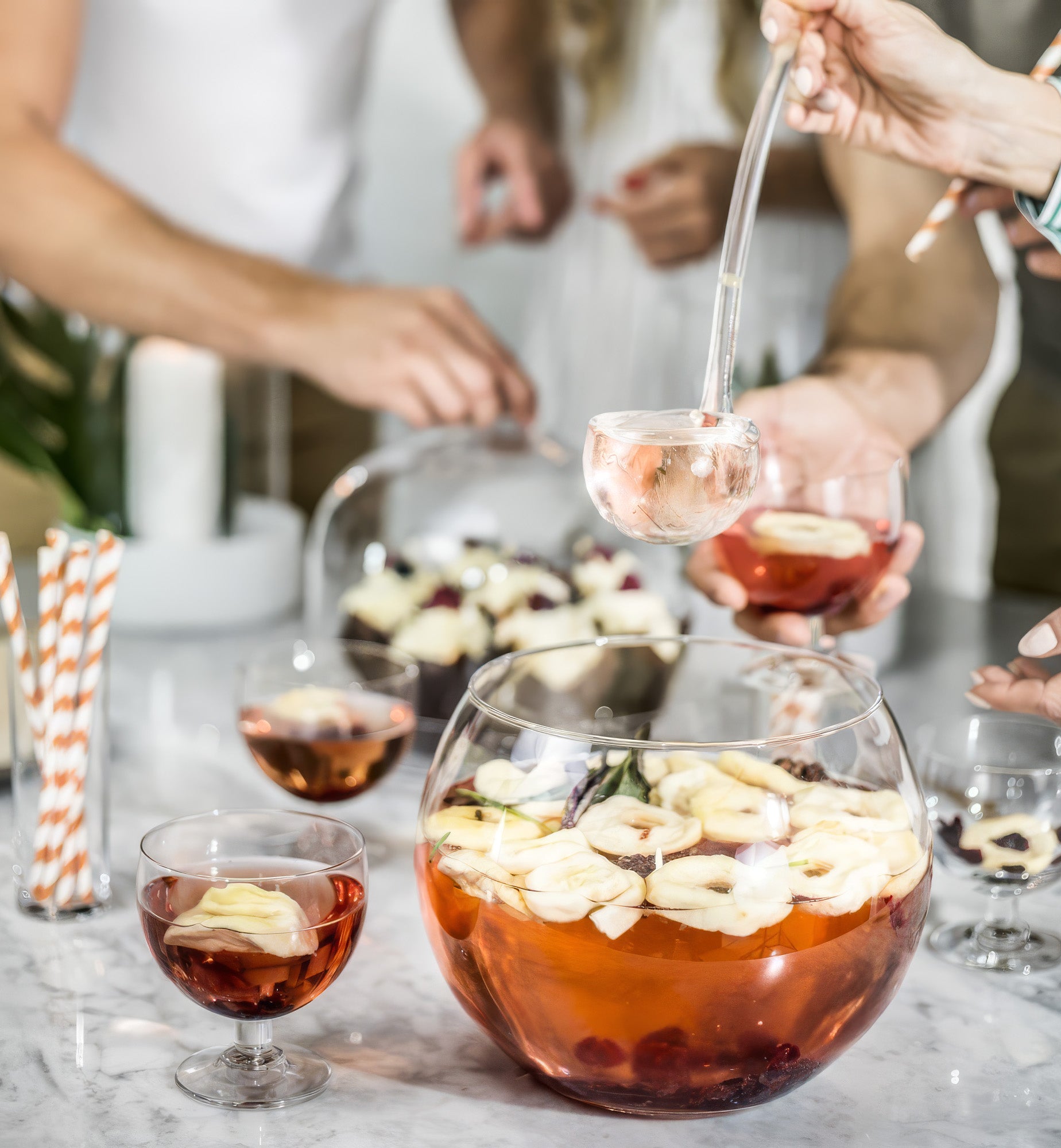 Bowl with a spoon 4000 ml