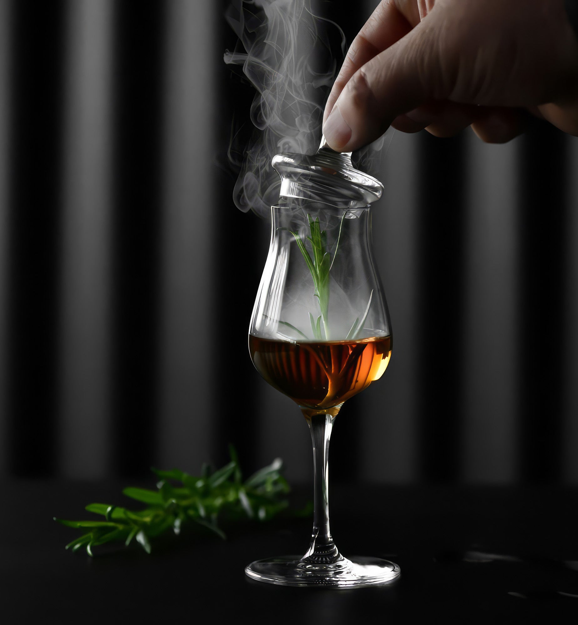 Degustacyjny kieliszek do whisky z deklem Aroma