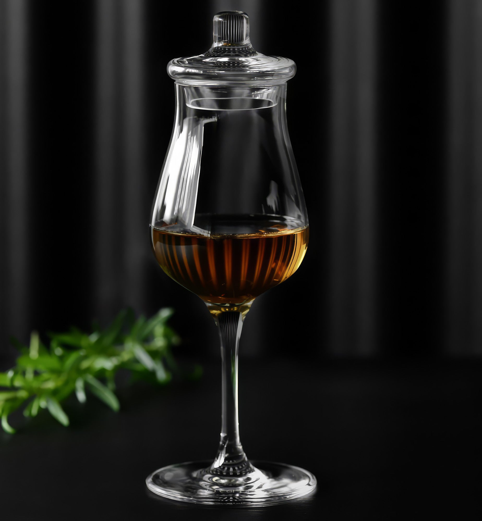 Degustacyjny kieliszek do whisky z deklem Aroma